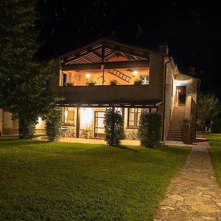 אקואפנדנטה Agriturismo Gli Alberelli מראה חיצוני תמונה