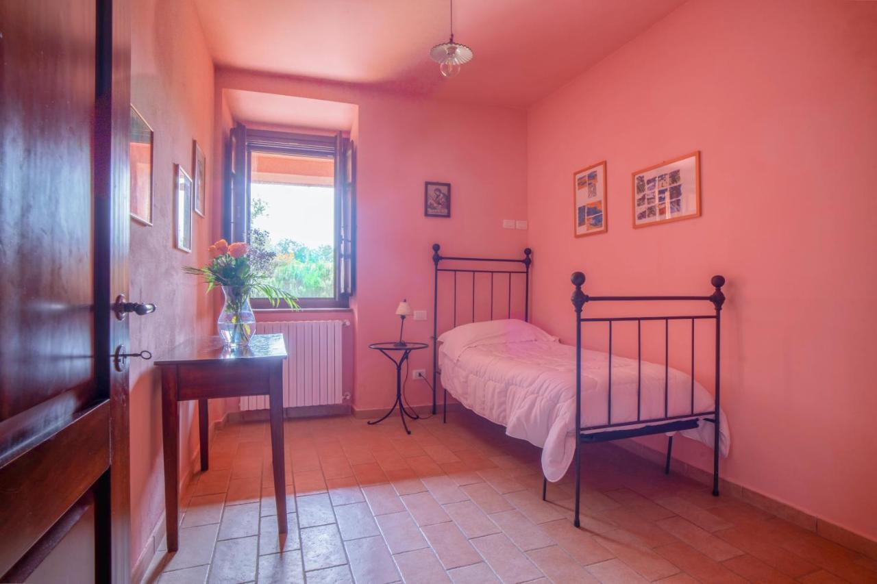 אקואפנדנטה Agriturismo Gli Alberelli מראה חיצוני תמונה