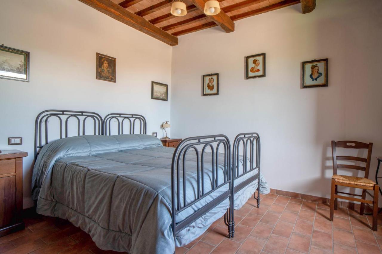 אקואפנדנטה Agriturismo Gli Alberelli מראה חיצוני תמונה
